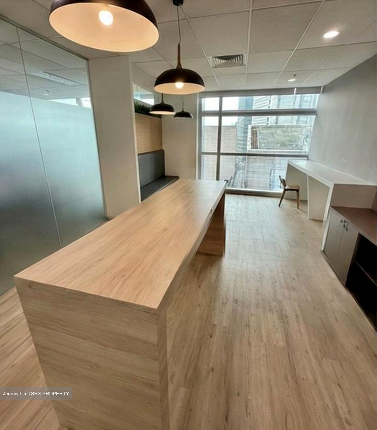 Samsung Hub (D1), Office #521727541